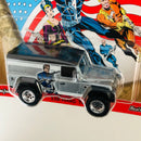 2021 Hot Wheels Premium Pop Culture Marvel Nick Fury Land Rover Defender 110 Hard Top plata Llantas de Goma RR