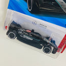 2025 Hot Wheels Track Aces Formula 1 Mercedes AMG Petronas Formula One Team negro AD Primera Edición