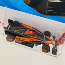 2025 Hot Wheels Track Aces NEOM McLaren Formula E Gen3 negro 10SP