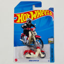 2022 Hot Wheels Factory Fresh Honda Super Cub rojo con blanco MC3 Primera Edición