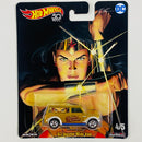 2018 Hot Wheels Premium Pop Culture Alex Ross DC Heroes Wonder Woman Mujer Maravilla 67 Austin Mini Van dorado metálico Llantas de Goma RR base ZAMAC