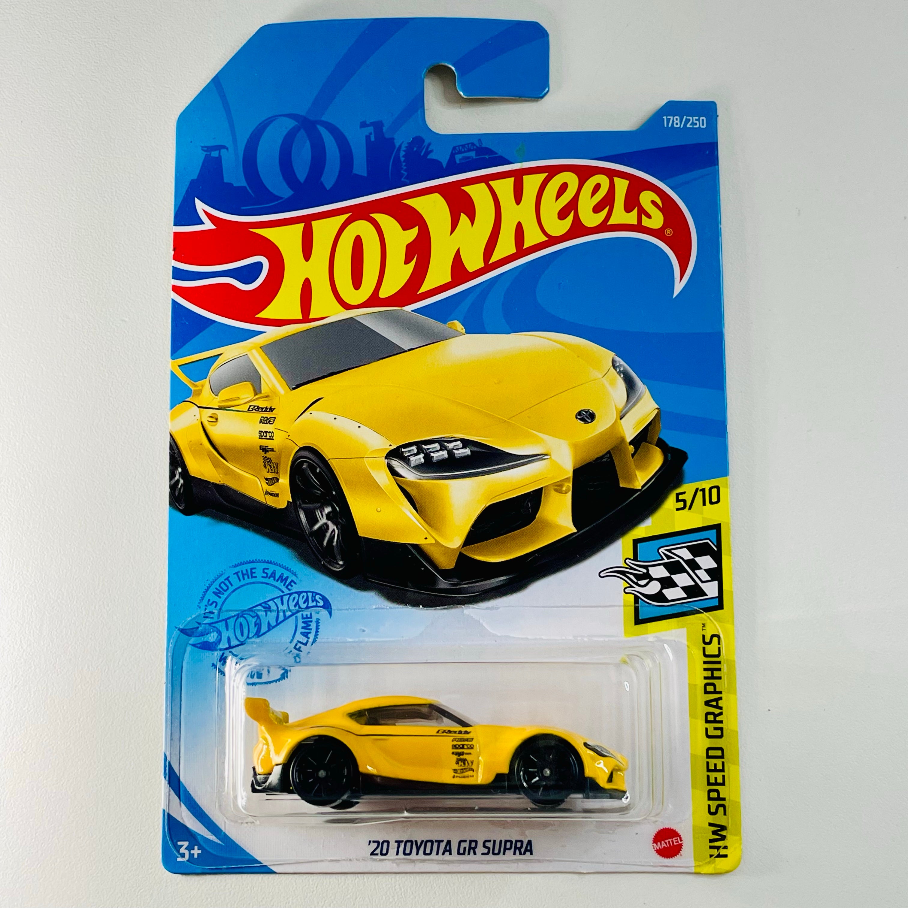 2021 Hot Wheels HW Speed Graphics 20 Toyota GR Supra amarillo 10SP