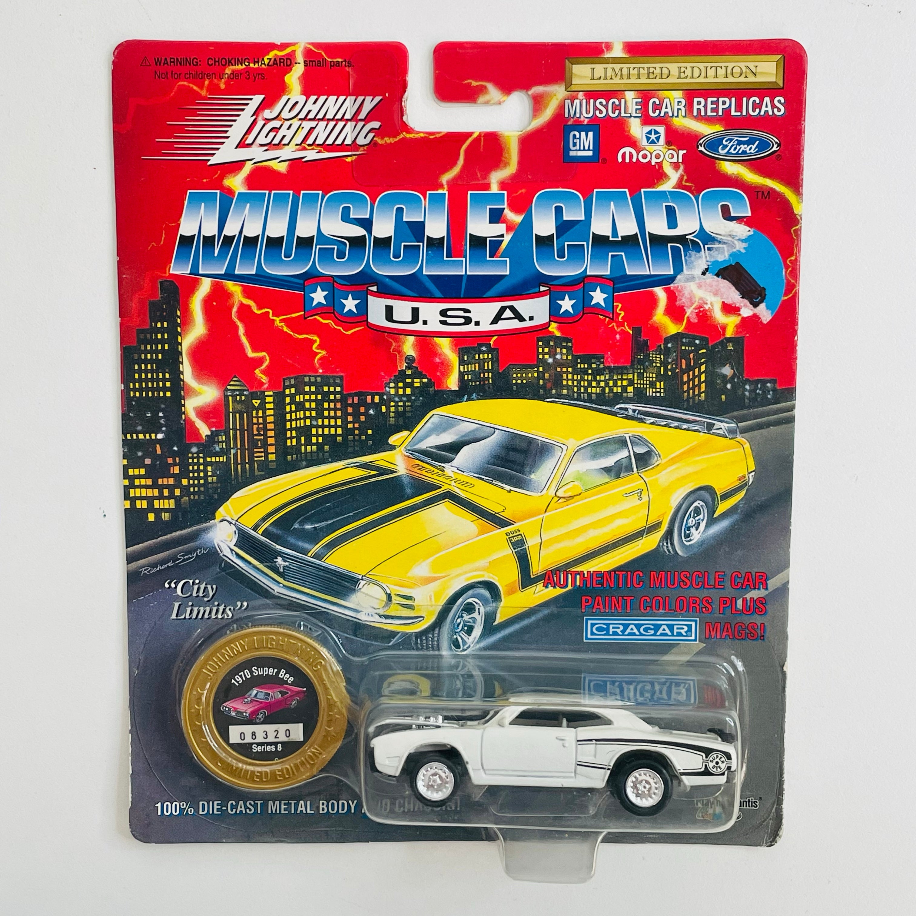 Voiture Miniature Johnny Lightning 1/64 - Dodge Super Bee 1970 Noire Avec Bande Rouge - Neuve Sous Boîte