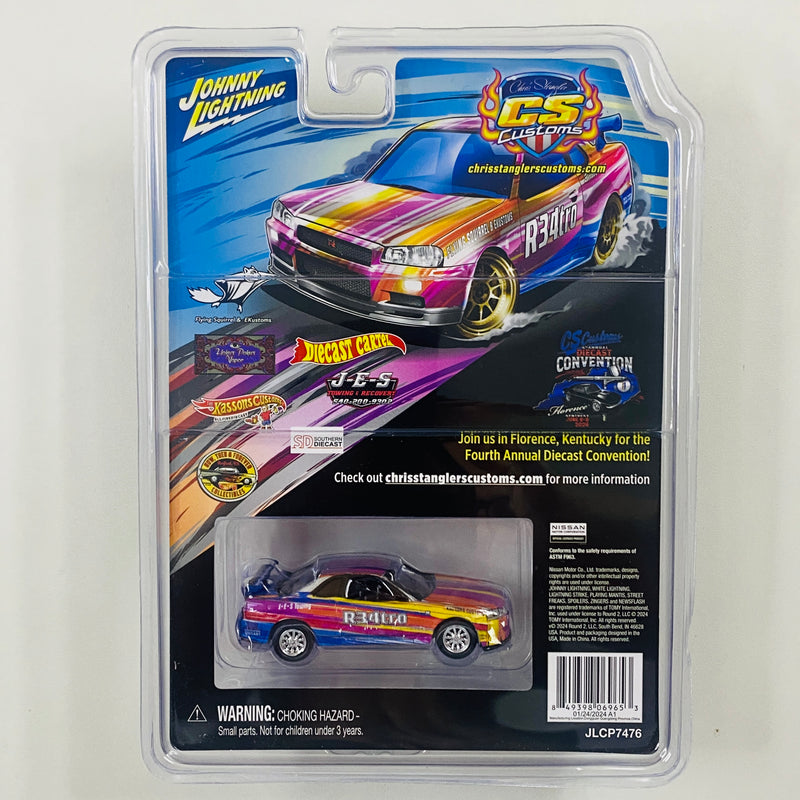 2024 Johnny Lightning Limited Edition 1/2,496 CS Customs Double Take 2002 Nissan Skyline GT-R R34 multicolor Llantas de Goma