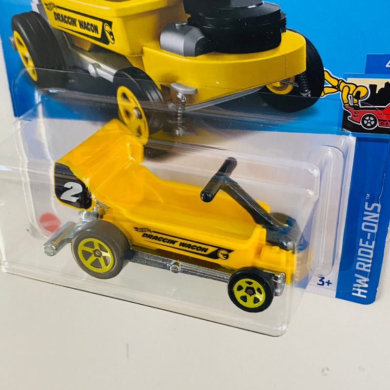 2024 Hot Wheels Treasure Hunt NETFLIX Let's Race Ride-Ons Draggin' Wagon amarillo 5SP base ZAMAC Primera Edición