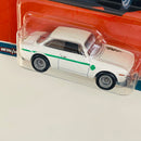 2023 Hot Wheels Premium Car Culture Spettacolare Alfa Romeo Giulia Sprint GTA blanco Llantas de Goma RR