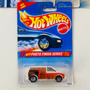 1995 Hot Wheels Photo Finish Series Colección Set de 4 - Ford Aerostar, Flyin Aces Blimp, Peterbilt Tank Truck, Hiway Hauler
