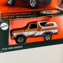 2025 Hot Wheels Moving Parts 1978 Ford Bronco cobre metálico con blanco
