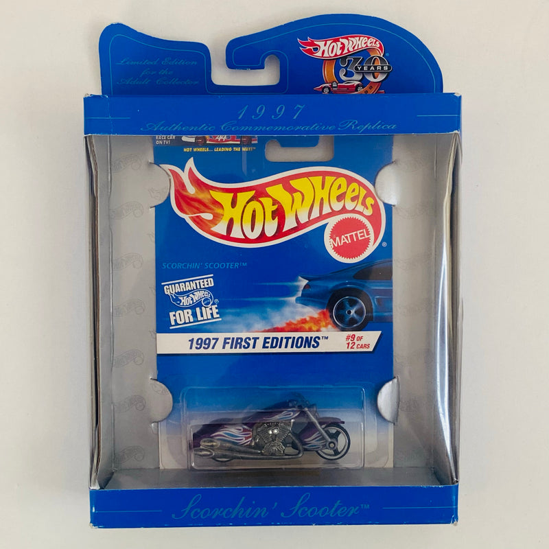 1998 Hot Wheels Conmemorativo 30 Aniversario 1997 First Editions Scorchin' Scooter morado metálico MC3 base ZAMAC