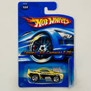 2006 Hot Wheels Tooned 69 Camaro Z28 124 amarillo con flamas 5SP