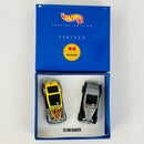 2001 Hot Wheels Special Edition KB Toys Exclusive Series 4 2 Pack Set de 2 - 33 Ford Roadster amarillo con flamas y ZAMAC