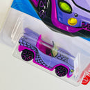 2026 Hot Wheels Mattel Monster High Ghoul Mobile lavanda metálico TRAP5