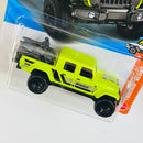 2026 Hot Wheels Truckin Along 20 Jeep Gladiator verde limón BLOR