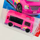 2026 Hot Wheels Mattel Barbie Dream Camper rosado DD8 Tarjeta Internacional