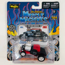 2013 Maisto Muscle Machines 1932 Ford Roadster negro con rojo con Tarjeta Coleccionista