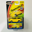 2004 Matchbox Superfast Limited Edition 1/10,000 35 Aniversario Chrysler PT Cruiser Convertible amarillo