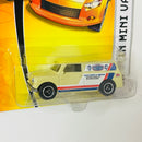 2007 Matchbox MBX Metal Austin Mini Van beige Primera Edición