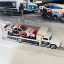 2022 Hot Wheels Car Culture Team Transport 72 Plymouth Cuda FC y camión Retro Rig blanco Llantas de Goma RR base ZAMAC