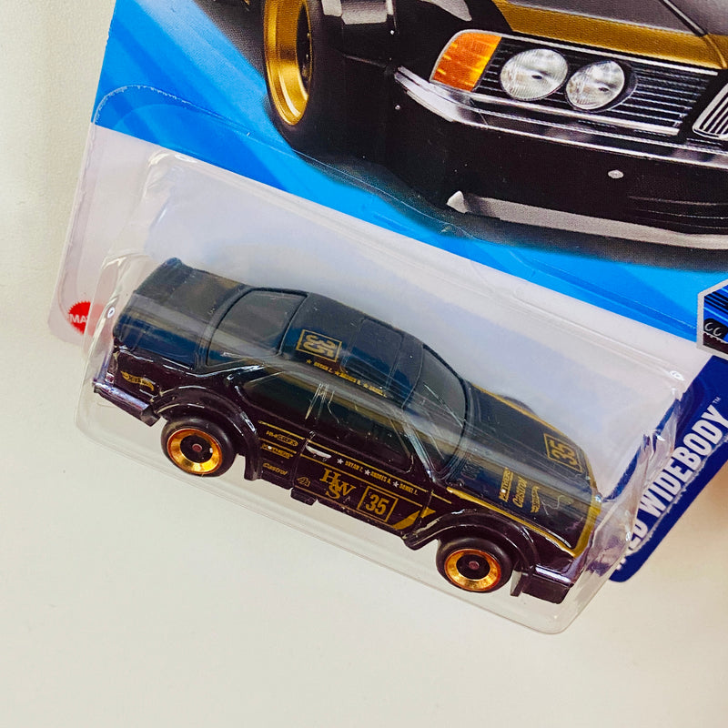 2025 Hot Wheels Wild Widebody BMW 635 CSi negro metálico L4 Primera Edición