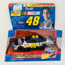2010 Jada NASCAR 1:43 Motorized Pull Back Jimmie Johnson 48 Lowe's Chevrolet Impala SS azul con blanco Llantas Goodyear