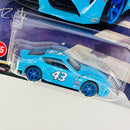 2026 Hot Wheels Premium Boulevard 2021 Toyota GR Supra NASCAR Richard Petty 43 Suprabird celeste Llantas de Goma RR