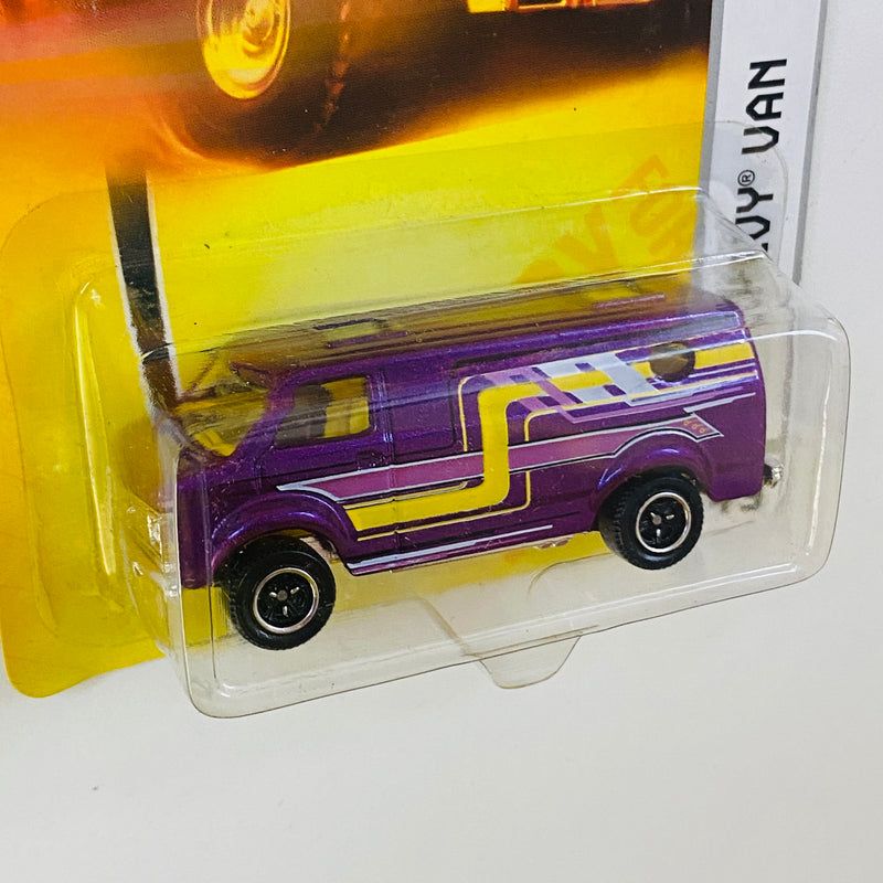 2008 Matchbox City Action Chevy Van 49 morado metálico