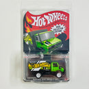 2026 Hot Wheels Collector Edition Dollar General Mail-In Mercedes-Benz Unimog U 1300 L verde Spectraflame Llantas de Goma RR