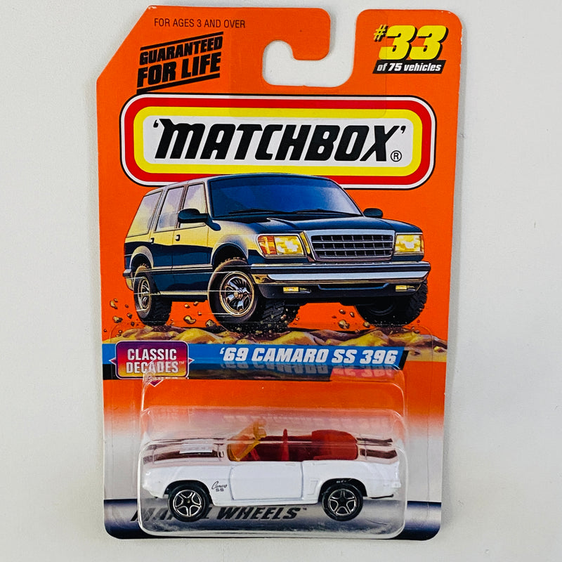 1998 Matchbox Classic Decades 69 Camaro SS 396 33 blanco