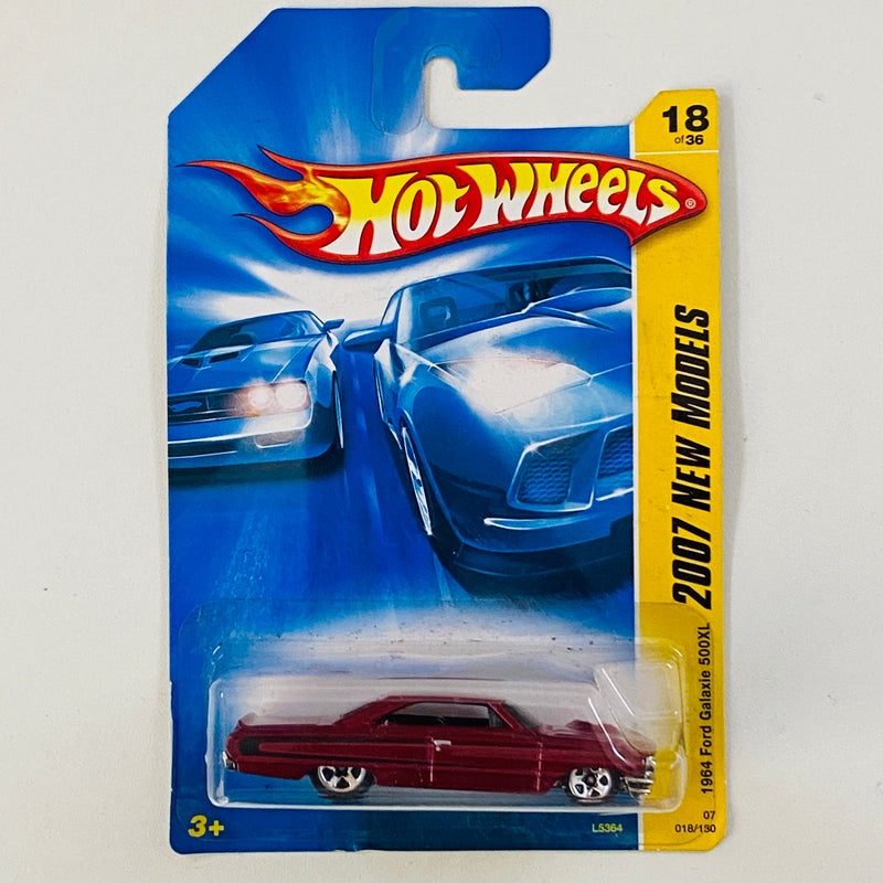 2007 Hot Wheels New Models 1964 Ford Galaxie 500XL rojo 5SP Primera Edición