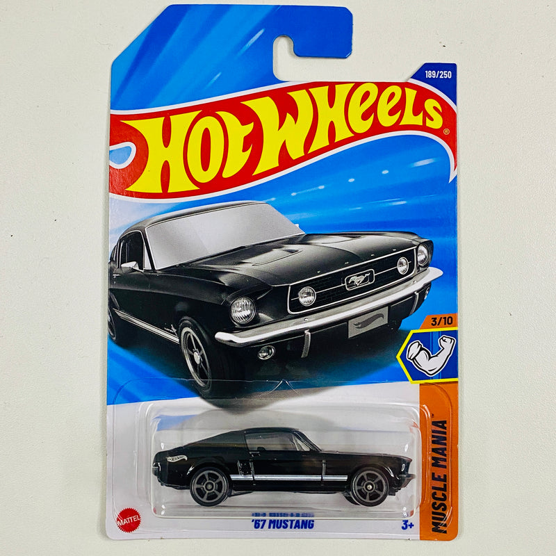 2025 Hot Wheels Muscle Mania 67 Ford Mustang negro MC5
