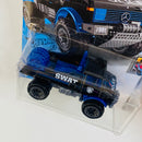 2020 Hot Wheels Treasure Hunt HW Metro Mercedes Benz Unimog 1300 negro BLOR