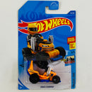 2020 Hot Wheels Treasure Hunt HW Ride-Ons Grass Chomper naranja 5SP