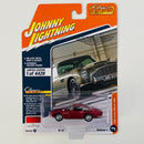2022 Johnny Lightning Classic Gold Limited Edition 1/4,428 1966 Aston Martin DBS rojo Llantas de Goma