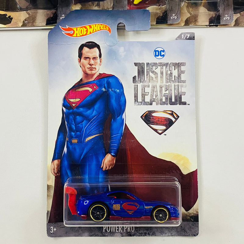 2017 Hot Wheels Justice League DC Colección Set de 7 - Power Pro, Street Shaker, Maximum Leeway, RD-09, Blvd Bruiser, Quick n Sik, Bassline