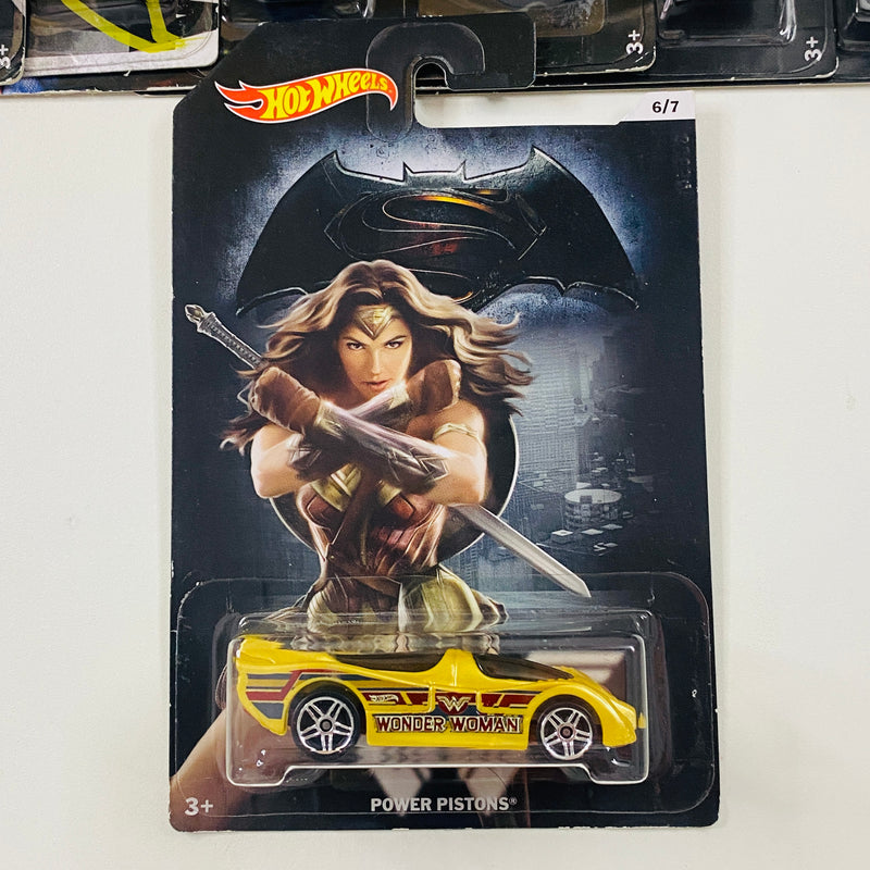 2016 Hot Wheels Batman v Superman Colección Set de 7 y CHASE - Twin Mill, Rockster, Mad Manga, Covelight, Muscle Tone, Power Pistons, Tantrum, Overbored 454 CHASE de Edición Limitada