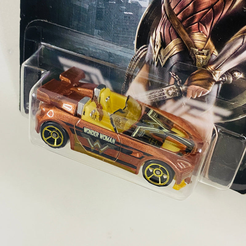 2016 Hot Wheels Batman v Superman Colección Set de 7 y CHASE - Twin Mill, Rockster, Mad Manga, Covelight, Muscle Tone, Power Pistons, Tantrum, Overbored 454 CHASE de Edición Limitada