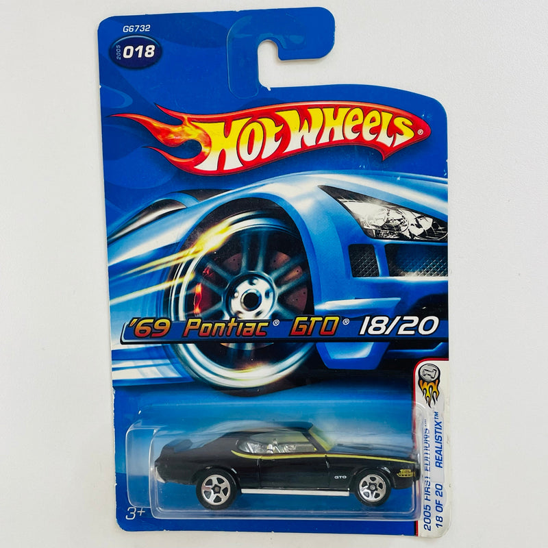2005 Hot Wheels First Editions Realistix 69 Pontiac GTO 018 negro 5SP Blíster Transición 2006
