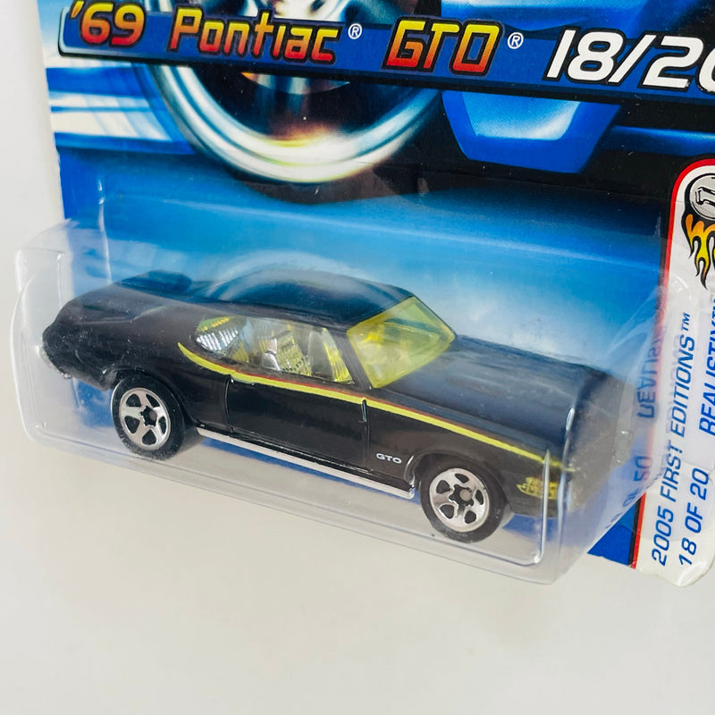 2005 Hot Wheels First Editions Realistix 69 Pontiac GTO 018 negro 5SP Blíster Transición 2006