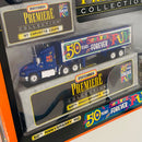 1998 Matchbox Premiere Collection Toy R Us 50 Years Anniversary Set de 4 - 50th Anniversary Rig, Ferrari F50, 97 Corvette Coupe, 68 Mustang Cobra Jet con Llantas de Goma