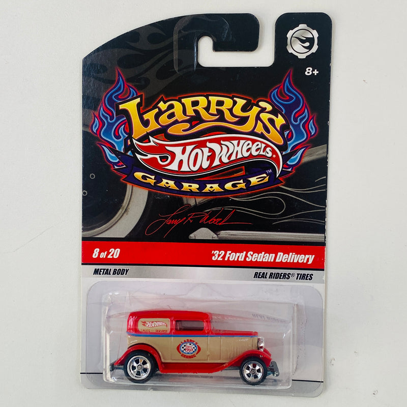 2009 Hot Wheels Larry's Garage 32 Ford Sedan Delivery rojo con beige Llantas de Goma RR base ZAMAC