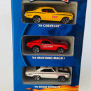 2001 Hot Wheels Special Edition Little Debbie Exclusive Series III 3 Pack Set de 3 - 70 Chevelle Chevrolet, 69 Mustang Mach I Ford, 70 Road Runner Plymouth