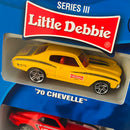 2001 Hot Wheels Special Edition Little Debbie Exclusive Series III 3 Pack Set de 3 - 70 Chevelle Chevrolet, 69 Mustang Mach I Ford, 70 Road Runner Plymouth