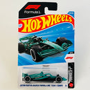 2026 Hot Wheels Formula 1 Aston Martin Aramco Formula One Team verde metálico AD Primera Edición - Detalle Grapa