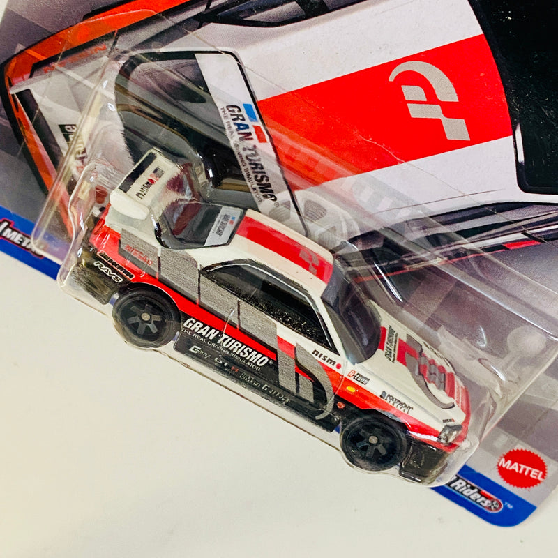 2024 Hot Wheels Premium Pop Culture Gran Turismo 7 Nissan Skyline GT-R BNR34 blanco Llantas de Goma RR