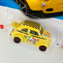 2024 Hot Wheels Compact Kings 60s Fiat 500D Modificado amarillo OH5 - Básico del STH