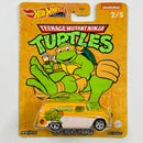 2022 Hot Wheels Premium Pop Culture Teenage Mutant Ninja Turtles Tortugas Ninja 55 Chevy Panel amarillo Llantas de Goma RR