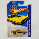 2013 Hot Wheels HW Showroom 71 Dodge Challenger amarillo OH5