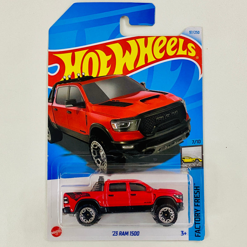 2024 Hot Wheels Factory Fresh 23 Dodge Ram 1500 rojo BLOR Primera Edición