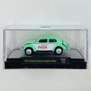 2018 M2 Machines M2 Machines Coca Cola Coke Limited Edition 1953 VW Volkswagen Beetle Deluxe European Model GG01 verde con blanco Llantas de Goma - Loose con Caja Acrílica