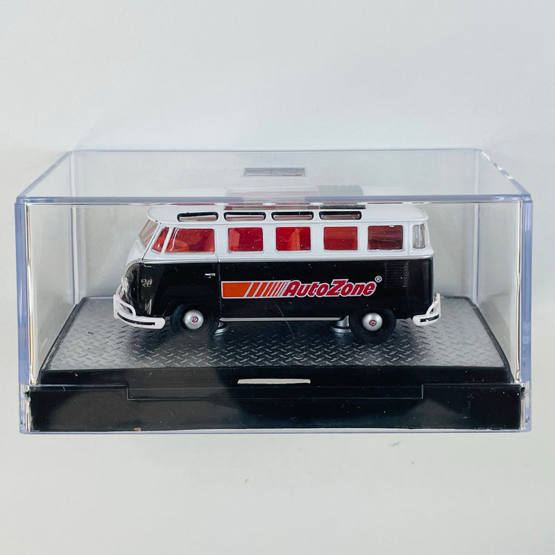 2014 M2 Machines M2 Machines AutoZone Limited Edition 1962 VW Volkswagen Microbus Deluxe USA Model negro con blanco Llantas de Goma - Loose con Caja Acrílica
